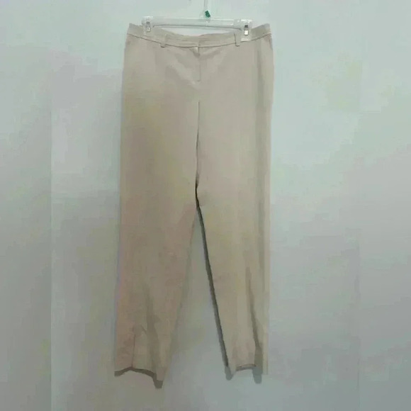 St. John Stretch Ponte Pull On Pant with Pintuck Sz 4 Beige Cropped with pockets - Picture 1 of 3
